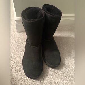 UGG black boots never worn size 8